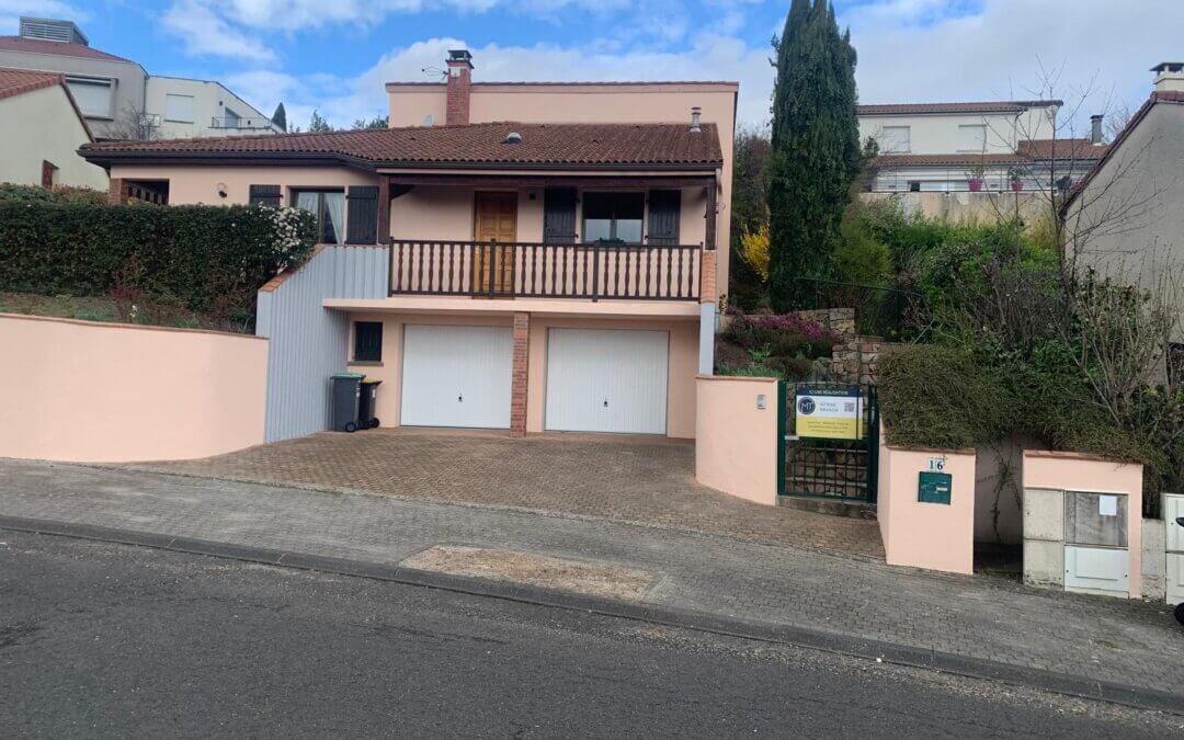 Ravalement de façade d’une maison à Ceyrat : redonner confiance et valoriser le patrimoine